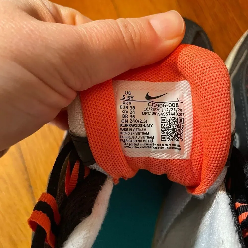 NIKE | air max 95 black aquamarine turf orange color way YOUTH 5.5